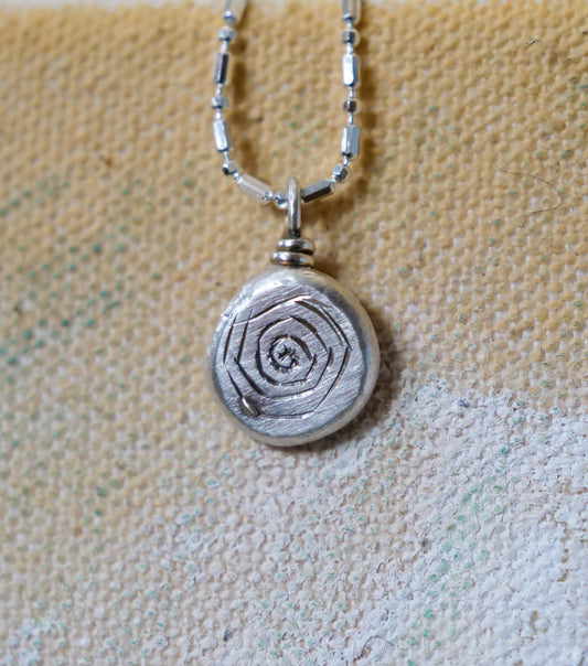 Swirl Pebble Necklace